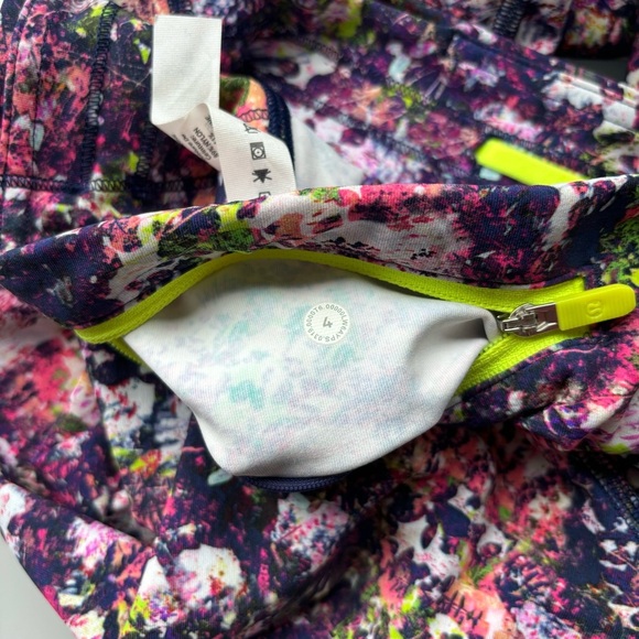 LULULEMON SEAWHEEZE Speed Wunder Crop 25” SW, Size 4 - Picture 9 of 9